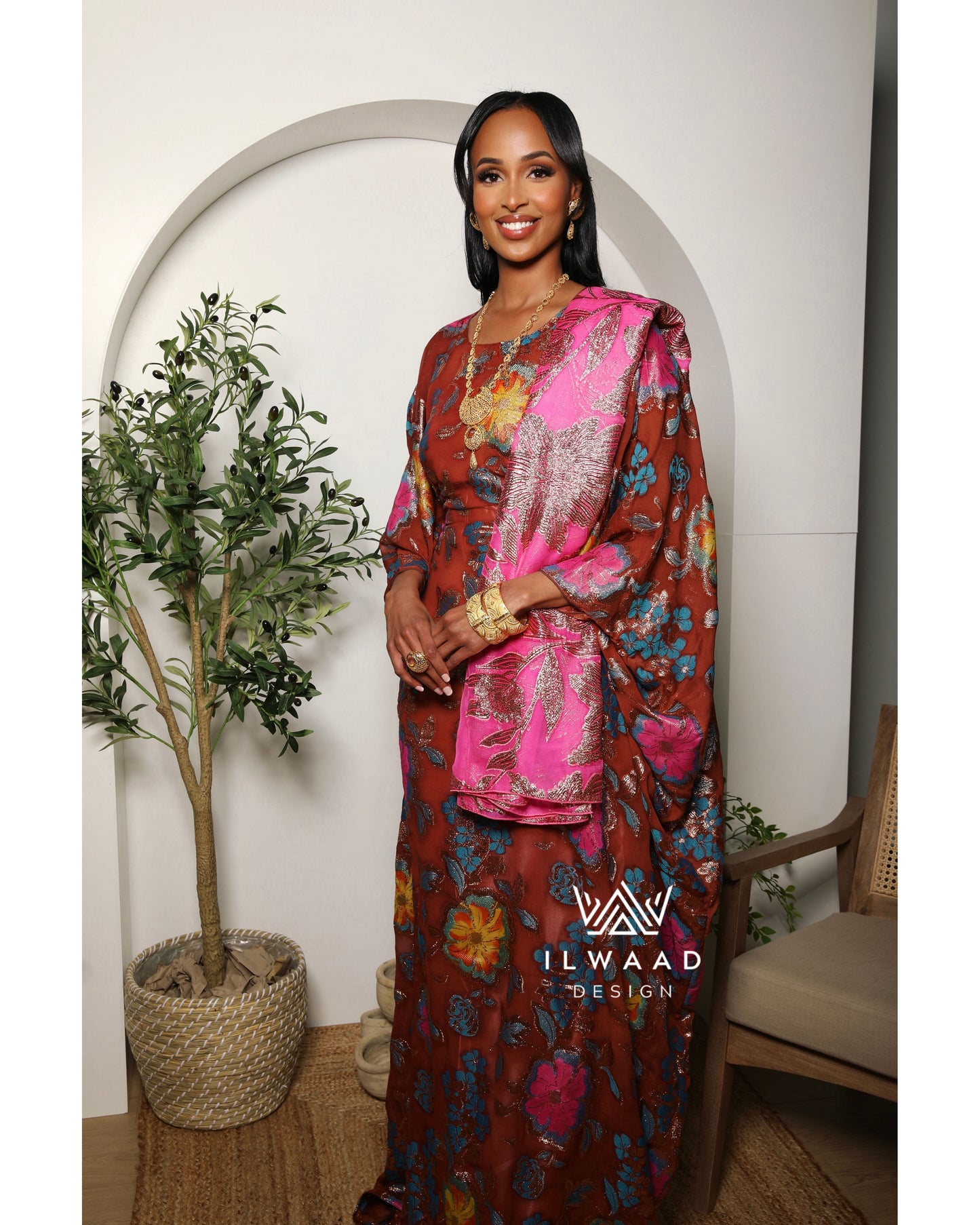 FRANSAAWI DIRAC & GARBARSAAR - BROWN MULTICOLOR & HOT PINK